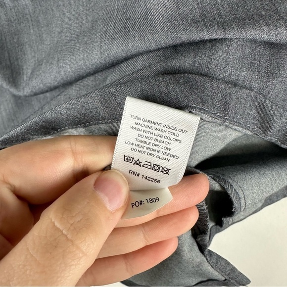 Figs Gray Casma Three Pocket Short Sleeve Medical Nursing Scrub Top Medium - Picture 7 of 7